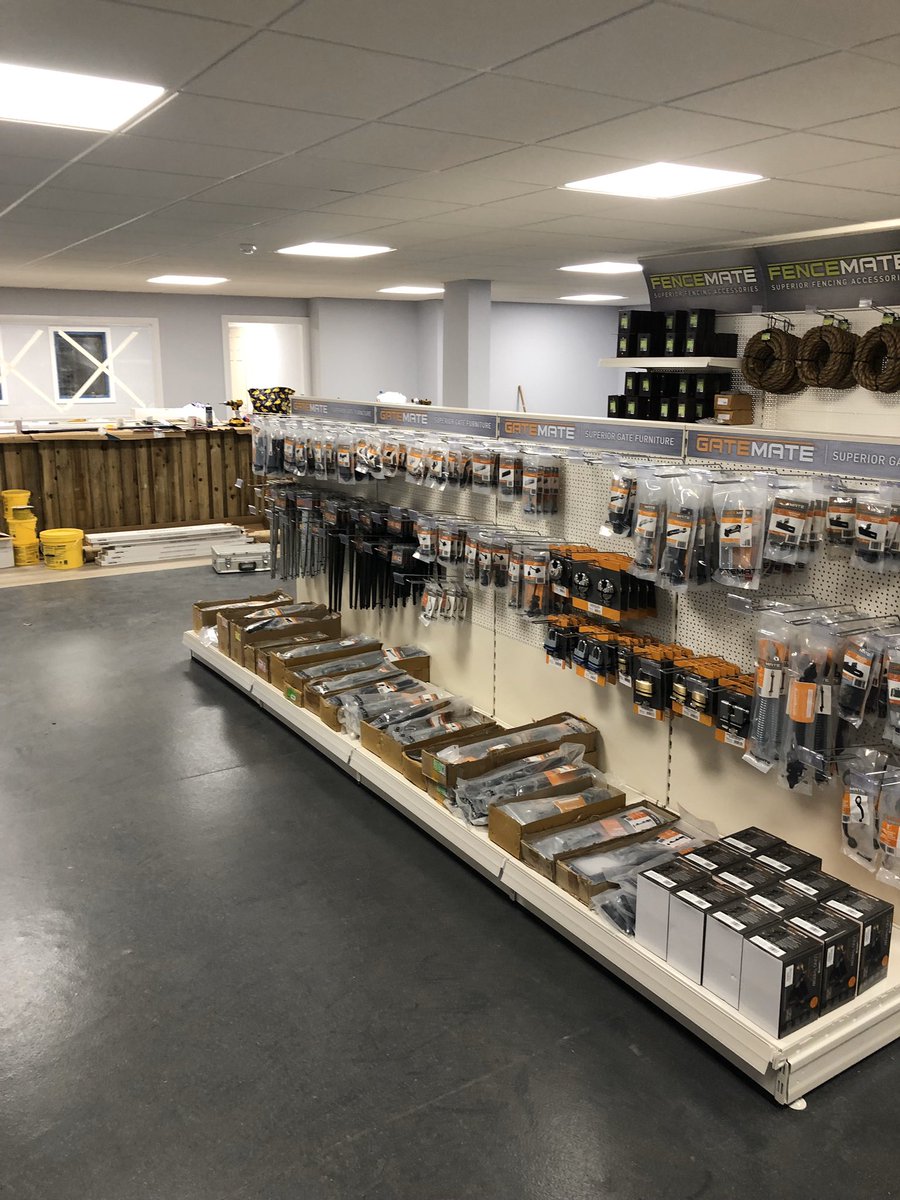 Hall Fencing Ltd tweet media