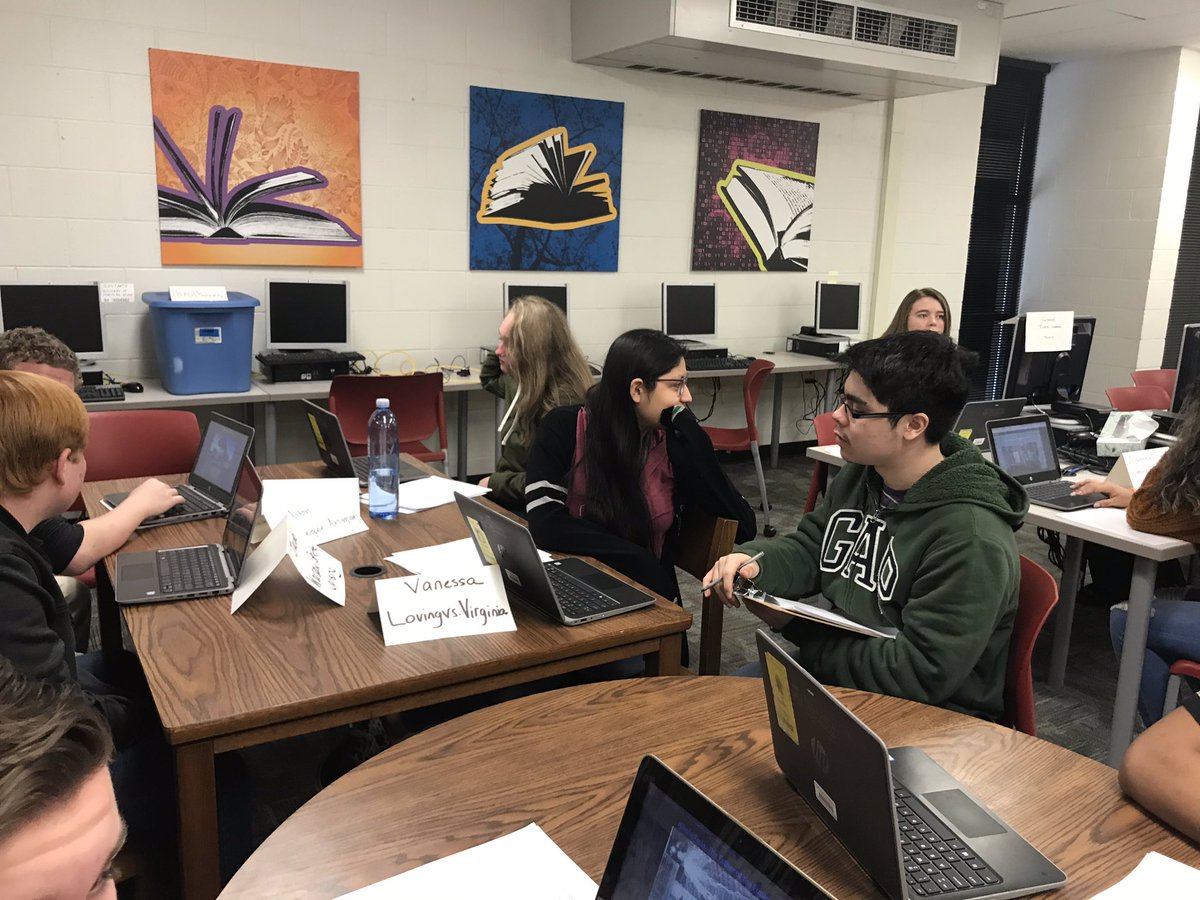 janus_dr's tweet photo. Thank you @OzzieAhl2 and Jennifer Stillwell for major help with NHD. Special thanks to judges from Winthrop, RHHS staff, educators outside of RHHS, MAT students, RHHS IB AP students, district staff https://t.co/NWYT4Hn4ki