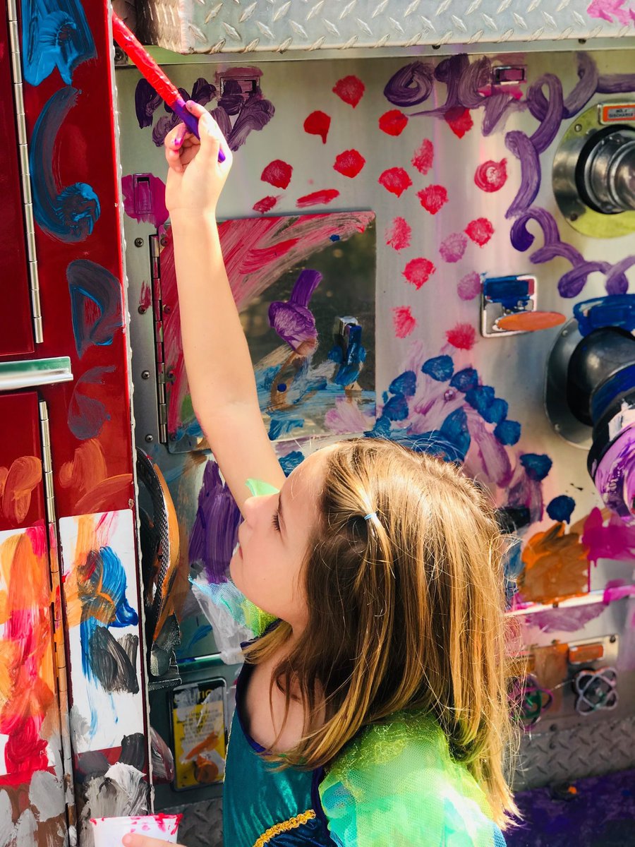 DelrayBeachPD's tweet photo. Public Safety Open House starts at 10 a.m. this morning. If you are looking for family fun, make sure to stop by and hang out with #TEAMDelray! There will be demonstrations, games for the kids, food and much more. See you there! #OneDelrayOneCommunityOnePoliceDepartment https://t.co/zeTTvvlv5f