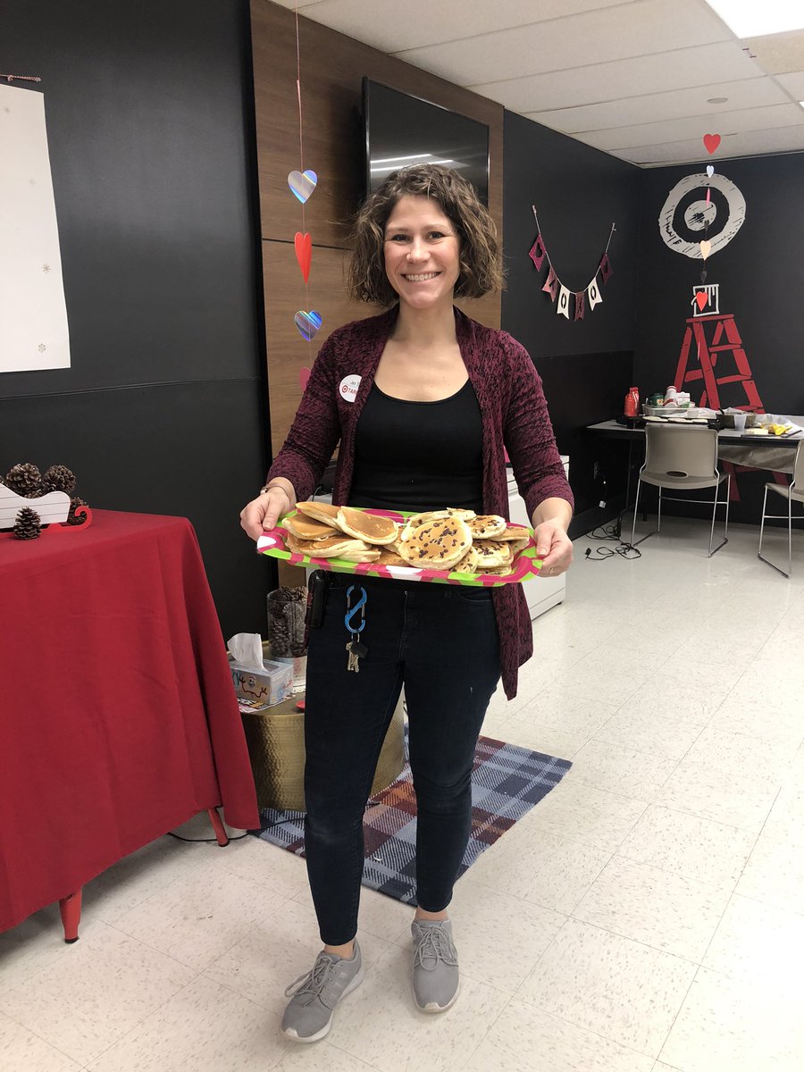 JenniSilverth11's tweet photo. This morning we are appreciating our T0623 team members with a pancake breakfast! @TargetTim623 @Bcan105 @CourtFromTarget @Dewayman @CourtFromTarget @TargetCher @jamaal_edwards @KeonTarget @JenPeters77 https://t.co/9k3s6jRReb