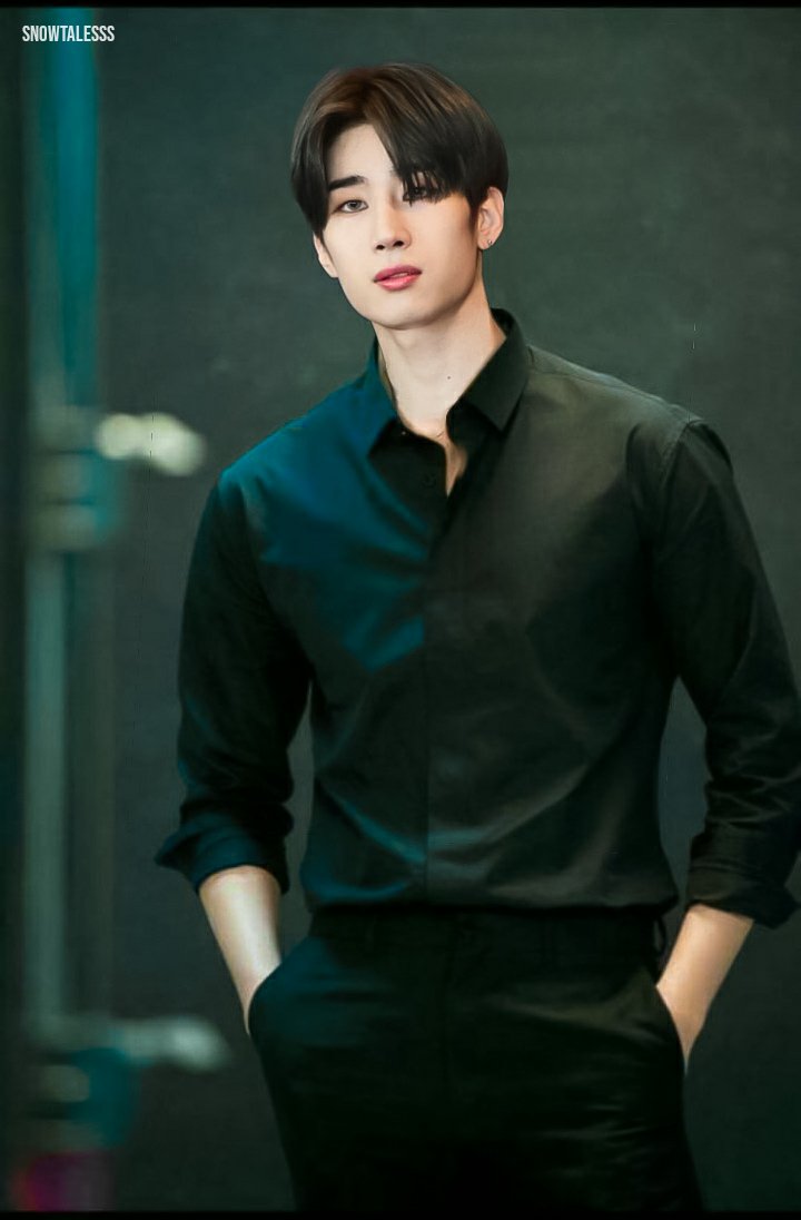 goX12020's tweet image. The handsome and talented X1 Leader... he has the right to his pack!! 
  #CJ世界は알고있어Semuanya 
#X1_new_beginning 
#x1_reboot 
#X1_New_flight