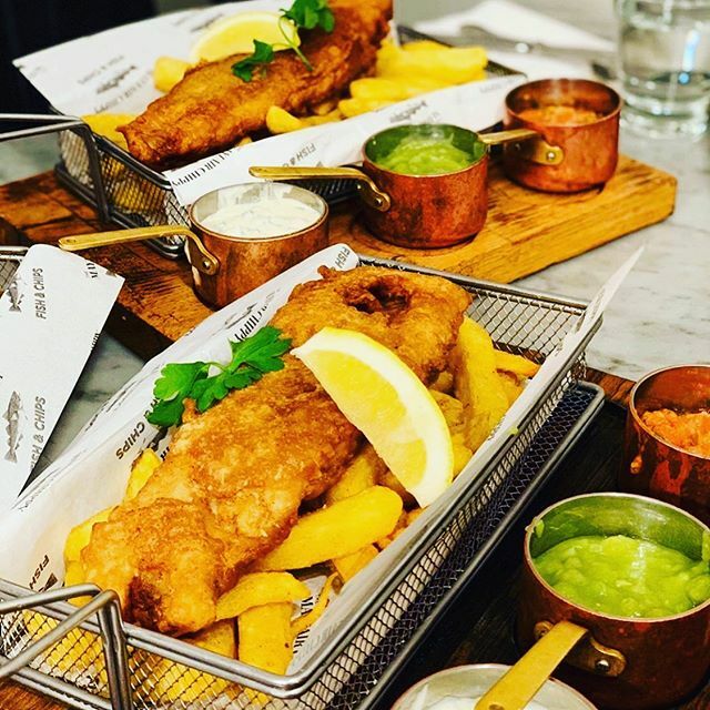 MayfairChippy's tweet photo. Weekend is here and we all love a bargain!! Our Mayfair classic fish & chips is buy one get one free throughout January ! This offer is only available for pre booked tables at Mayfair Chippy The City! (T&C’s apply) Please call 0207-380-1625 to reserve!#wintersale #januarysal… https://t.co/WeX6MfQkPR