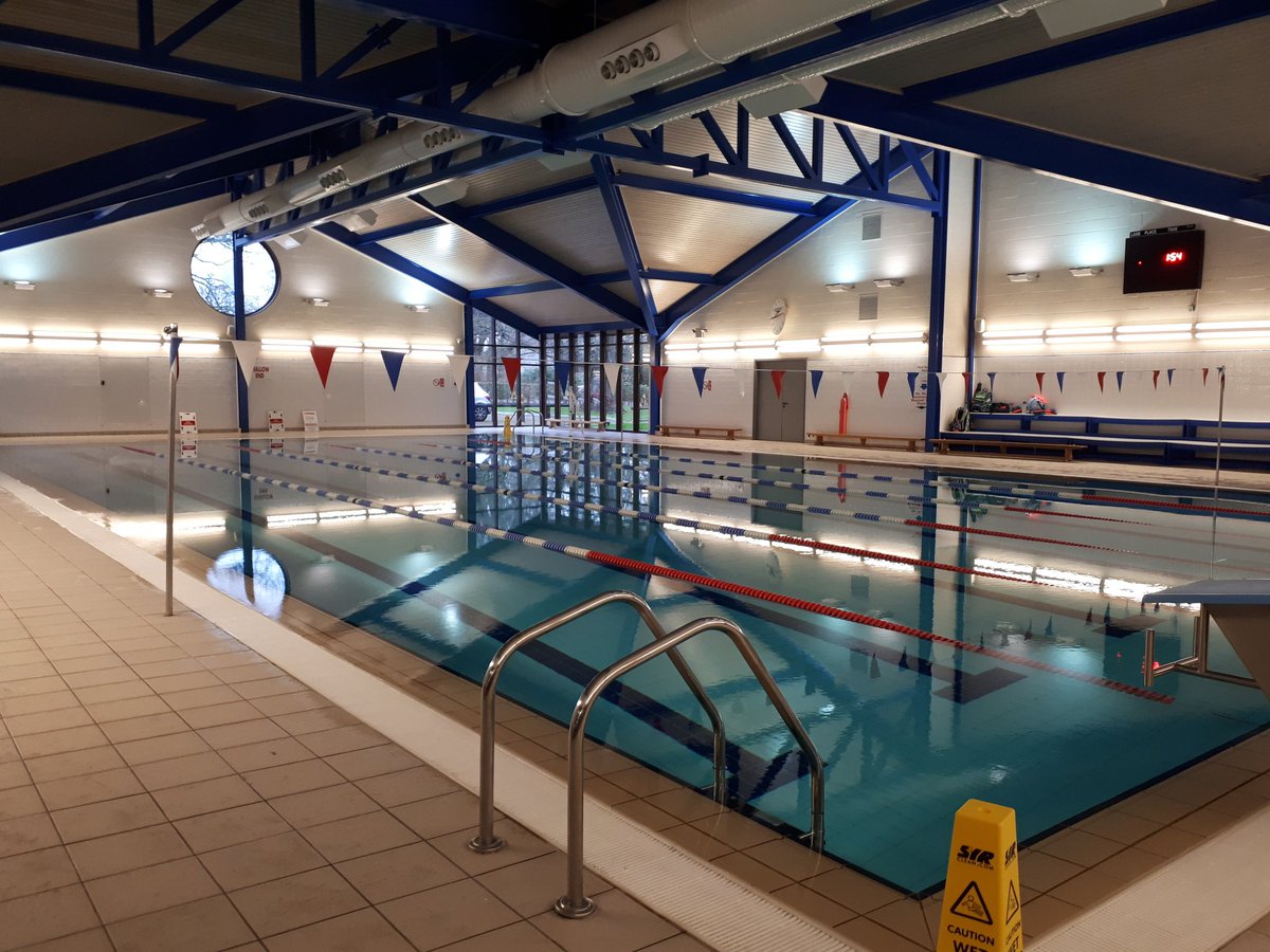 HannahWB_'s tweet photo. Here at the beautiful @CanfordSchool pool ready for the Twilight Series #competition @BLGC_Official @ChristchurchLSC @rlss_poole @BranksomeSLSC and RLSS Boscombe Lifeguards #swimthrowtow https://t.co/w9AYfwqjFL