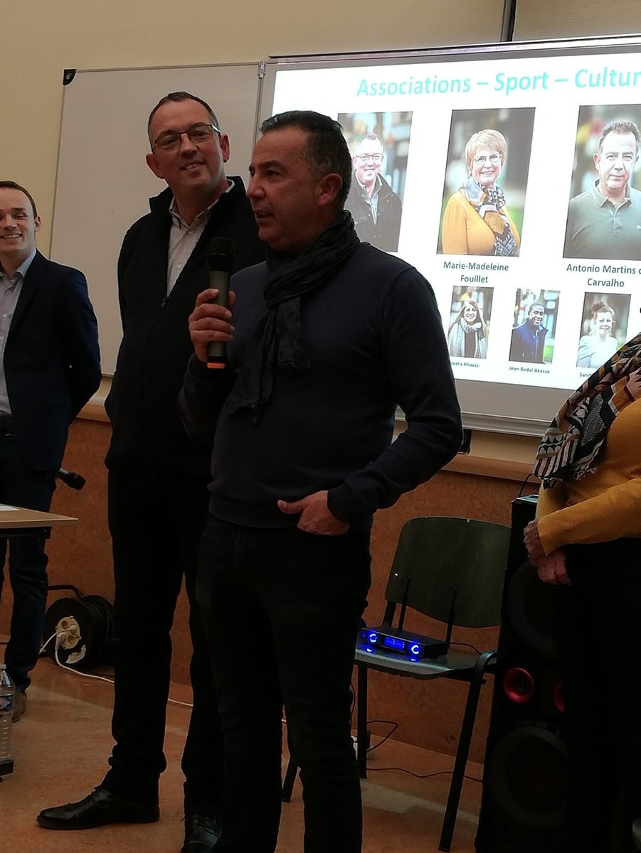 PourJanze's tweet photo. Merci à l'ensemble des participants venus assister à notre seconde réunion publique consacrée à la présentation de la liste "Pour Janzé, Osons demain !" avec Jonathan Houillot, vous étiez plus de 180. 
@jhouillot #Municipales2020 #Janzé https://t.co/IRMAKItgjU