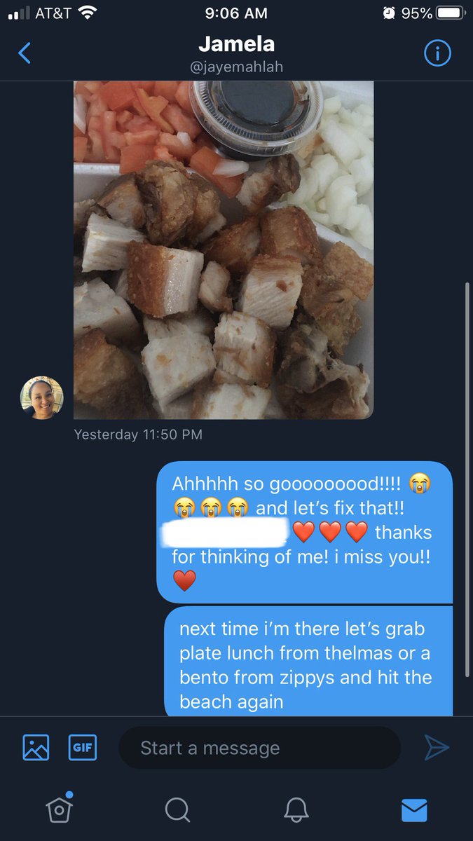 amyfigueroamori's tweet photo. this is an absolute MOOD. whoever said highschool friends fade away - they’re some of the best one’s i’ve got. @jayemahlah #realone #thelmas🇵🇭 #philippinofood #hawaii #oahu #zippys https://t.co/JjvWDi1xd8