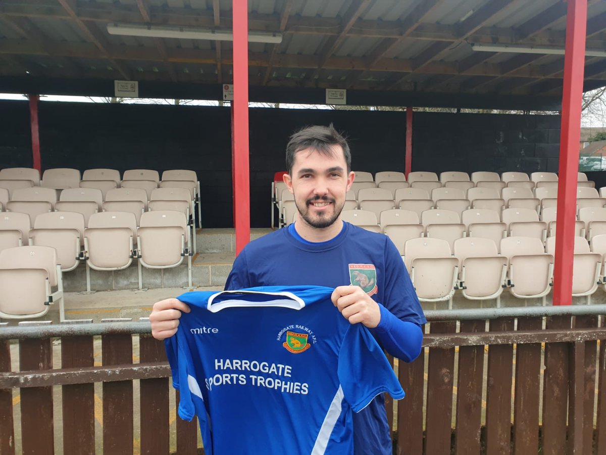 3 New Railwaymen Brad Povey, Dan Ward and Adam Shaw all figure in todays squad plus Lewis Hoare making a welcome return after injury.