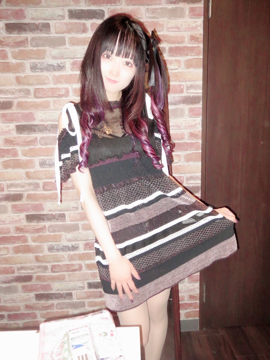 tahion_white's tweet photo. #みーうーにゃ〝ー ฅ^ΦωΦ^ฅ
#ゆきのんみうにゃ主催フリマライブ!
#みうにゃセトリ 1幕
1. #メタウサ姫黒ゆかり王国ミサ
2. #neverever
3. #monster
4. #cryhero
#みうにゃセトリ 2幕
1. #truəend
2. #mofu
3. #fancybabydoll
今日もライブ楽しかー
2020/1/25(土)
#秋葉原
#秋葉原colors
#望月みうな https://t.co/oNMvmBnpk3