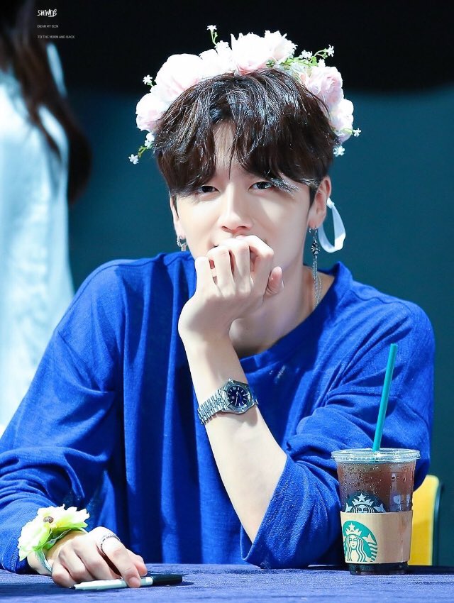 youngbin, 1993, leader, lead rapper, main dancer, lyricist