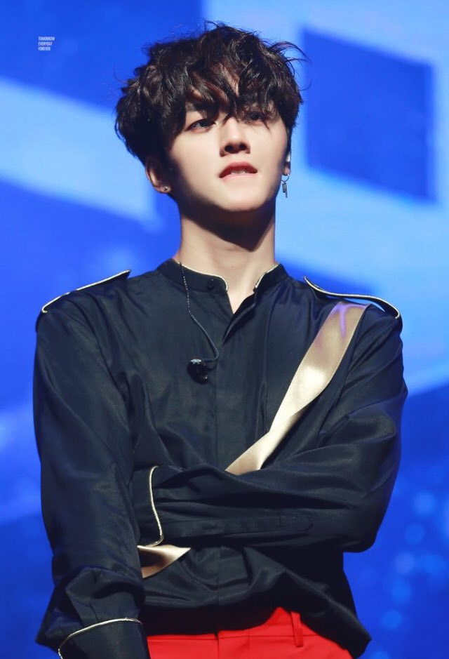 youngbin, 1993, leader, lead rapper, main dancer, lyricist