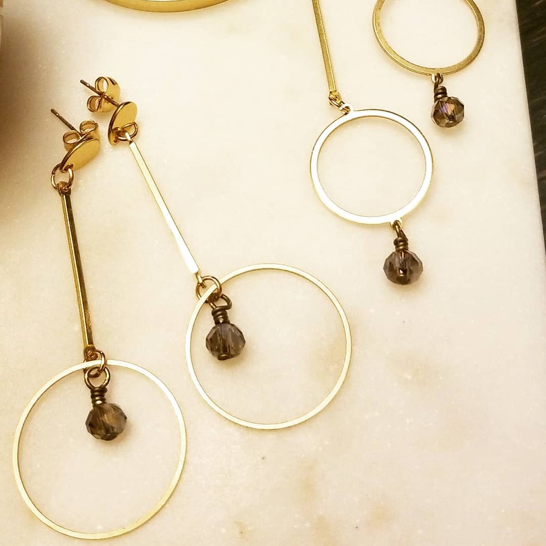 HandmadeDetroit's tweet photo. 💘VMKT Vendor Feature💘
Olive and Indio: handcrafted mineral and metal jewelry and accessories.
#VMKT | Majestic Theatre | Feb. 2
$15 make and takes https://t.co/dfkuXTscUn