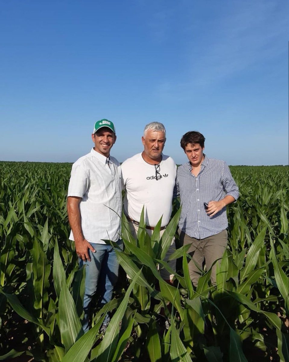NachoRiveraRa's tweet photo. Recorrida con @CrespiGuille Lucas Urtubey y @macro_seed por Santa Rosa y el Crispin https://t.co/T73SCGJOlo