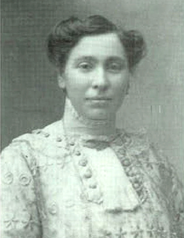 100 jaar #vrouwenkiesrecht , de eerste vrouw die in Nederland van haar #stemrecht gebruik maakte in 1920 was Elise Spauwen-Schrijnemakers uit #Gronsveld @gemeenteEM