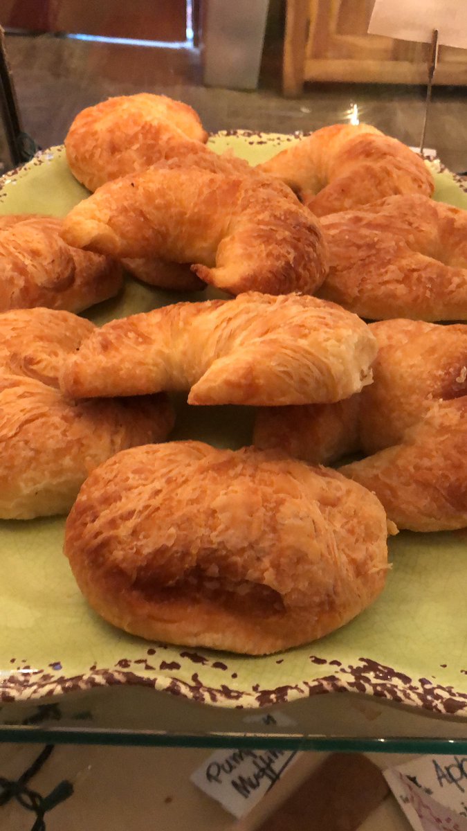 JavaJavaJava12's tweet image. Hey Marie! The baguettes, hurry up!