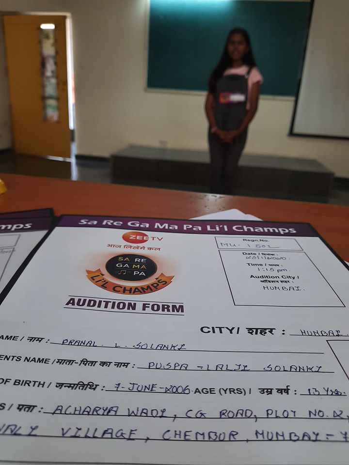 amritabOfficial's tweet photo. Had a great time taking auditions for @zeetv #saregamapa #littlechamps #2020 ,mumbai city. So many little talents.
-
It's always great to meet superbly talented @abhijeetraaga #subhodip #mangalsir .
-
@zeetv https://t.co/Dx16QheC4P