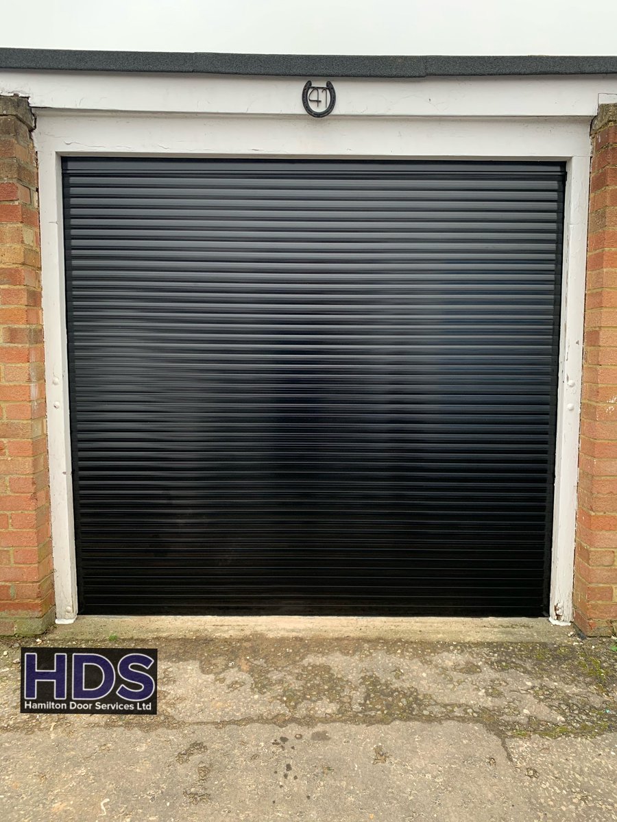 DoorHamilton's tweet image. Garage Shutter installation today from Hamilton Services.
We will also clear and remove your old garage door. 
London | Essex | Hoddesdon 
#hamiltondoorservices #garage  #garageshutter #security #harlow #hoddesdon #london #essex #chigwell #loughton #buckhursthill #hertfordshire