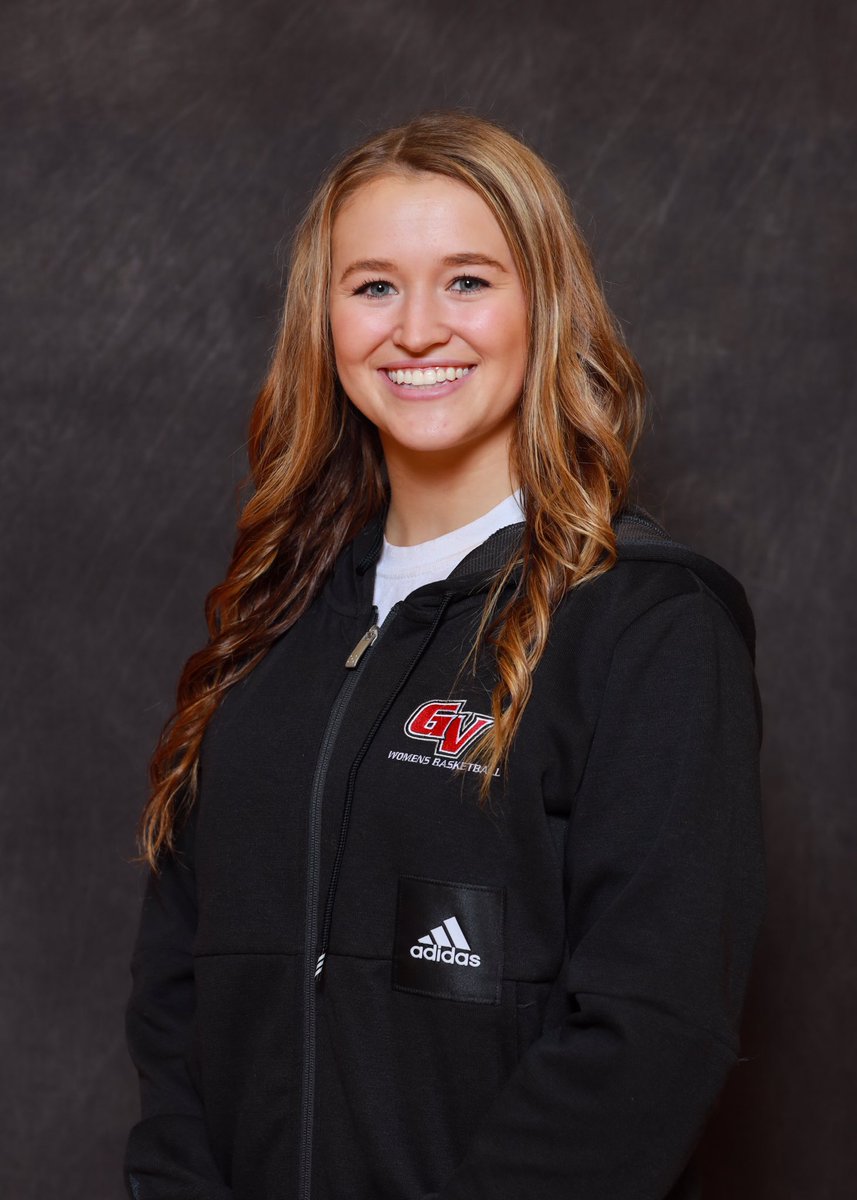 gv_wbb's tweet photo. Join us in wishing freshman guard, Megan Linskens, a very happy 19th birthday! We hope you have an incredible day! 🥳🎈🎉 #AllHeart #DrivenWithin https://t.co/1uAAKnei4s