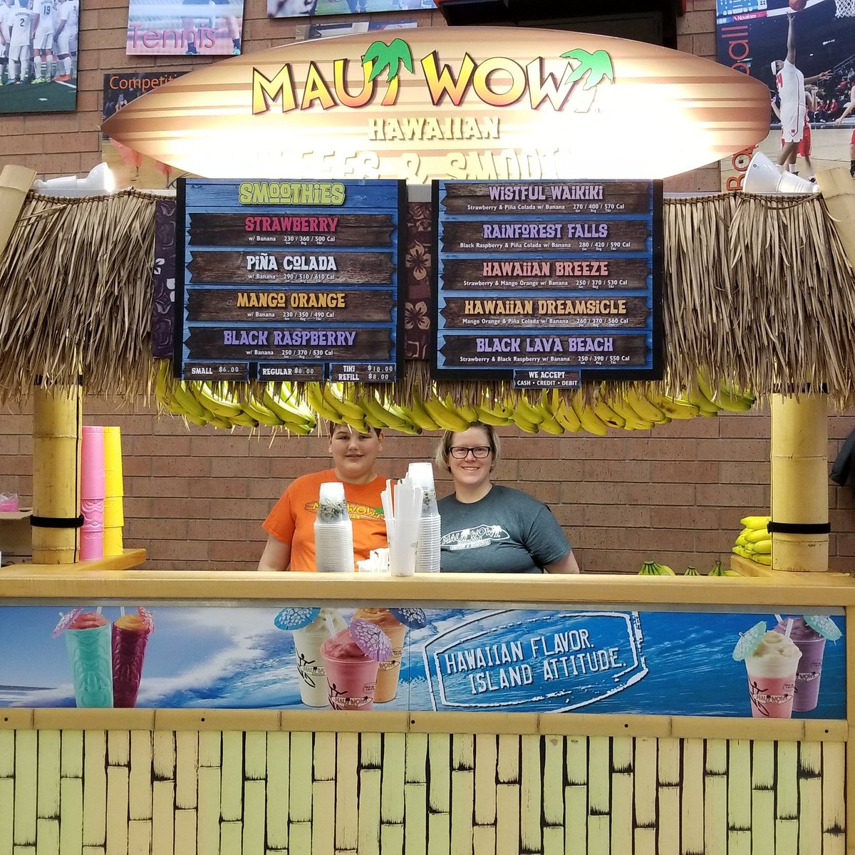 ClacoBOS's tweet photo. Stop by Maui Wowi to get some super awesome smoothies!!! They even have coffee smoothies to wake you up! https://t.co/hBZzeyFGYJ