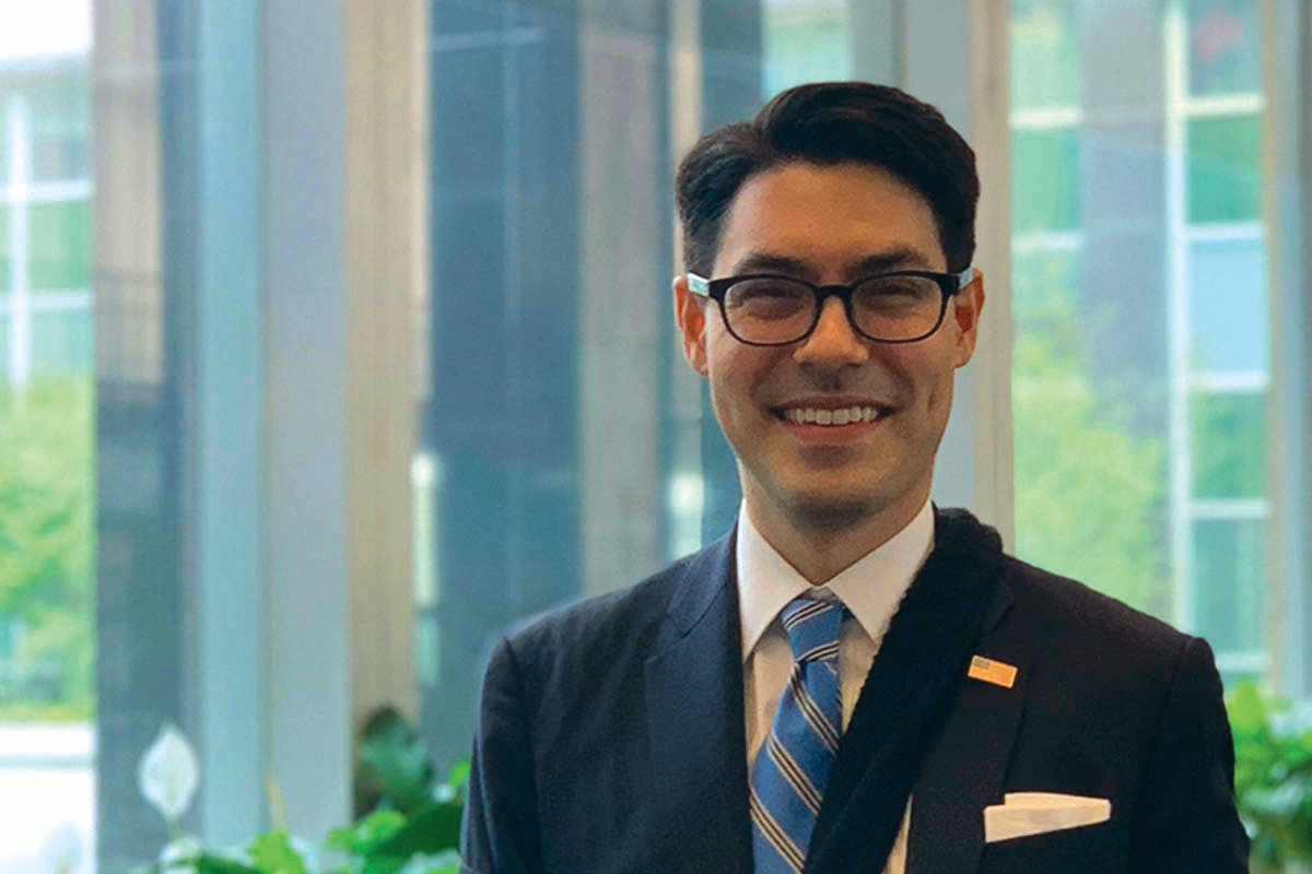 [Alumni News] After completing his Fulbright Scholarship teaching English to high school students in South Korea, past Student Body President Patrick Cho, Centre ’13, was recently sworn in as a foreign service officer by the U.S. State Department. Congratulations, brother!