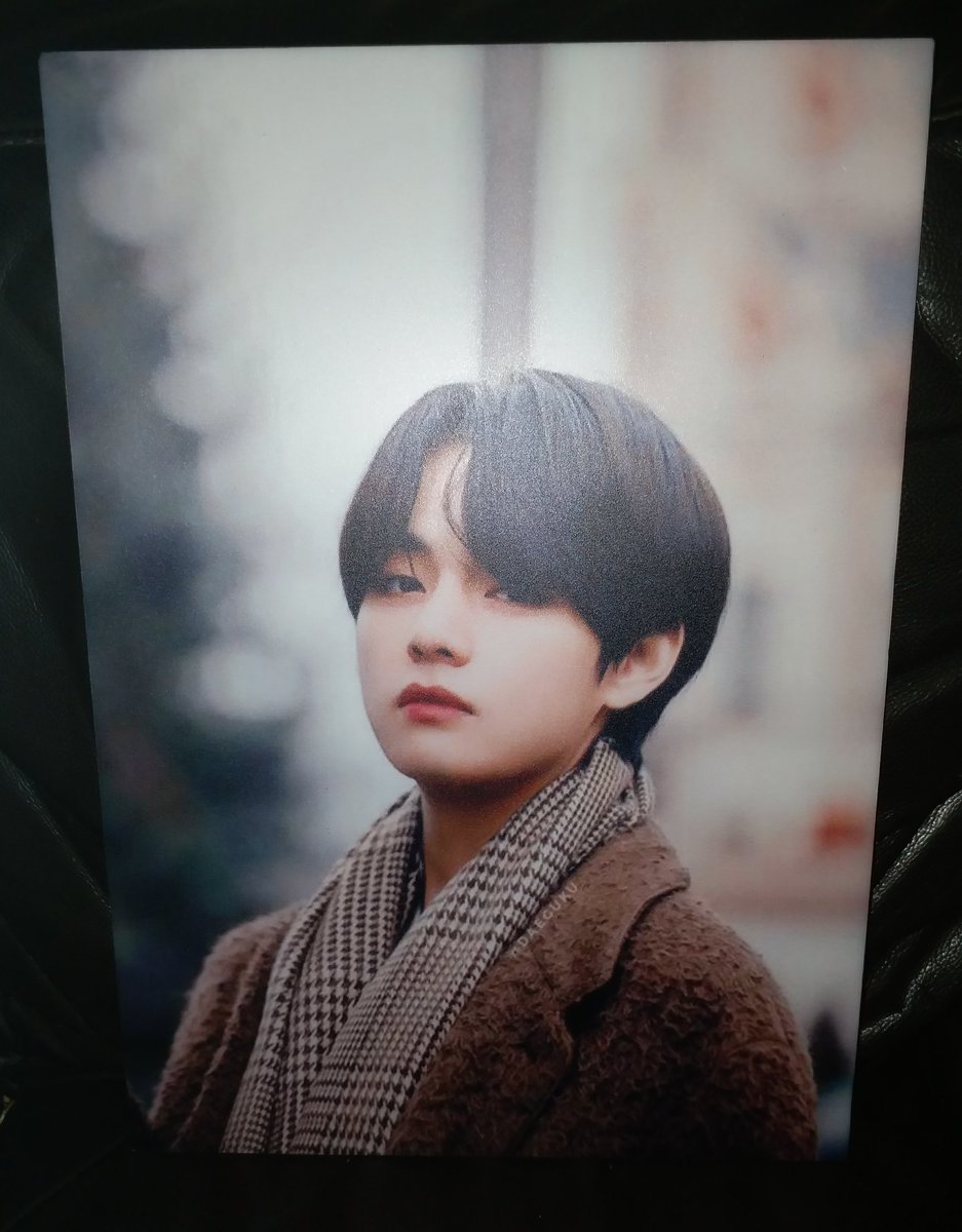 TaeVsya1330's tweet photo. WTS ๐ฒ๐พ
(Help myfriend )
Foamboard size A3 - RM15 ea
For this time being, only meetup is available & i will be selling this at #TAEKOOKinMY this Sunday
Can dm if intrested..๐ https://t.co/0415RIfqCS