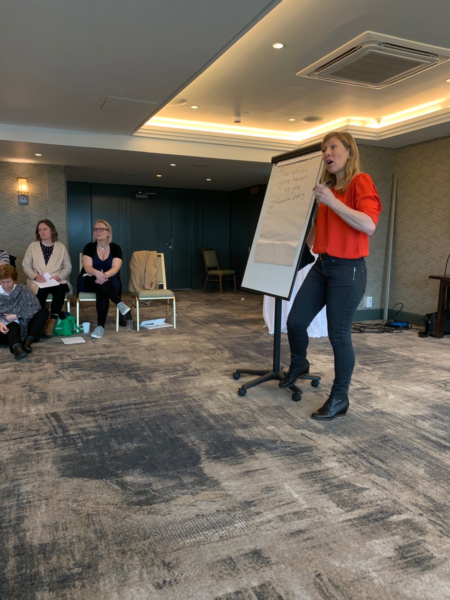 cisli_ireland's tweet image. Janet Beck teaching us the value of self care #resilience #ISLinterpreters #cisli