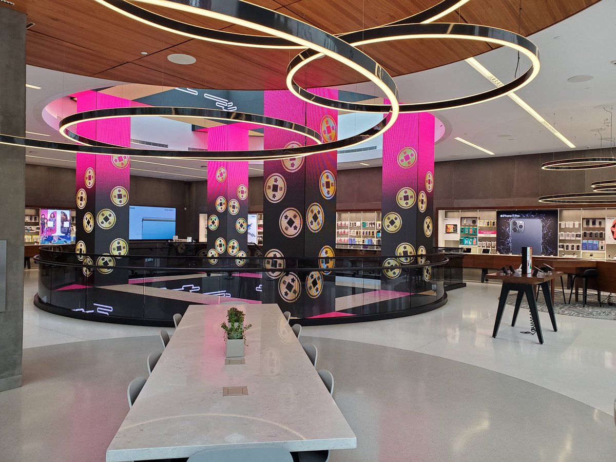 AndyLeonatti's tweet photo. Happy Lunar New Year to everyone out there from @TMOSanFrancisco. May your year be filled with joy, prosperity, good health, and success!! https://t.co/5LC5v9zjEo