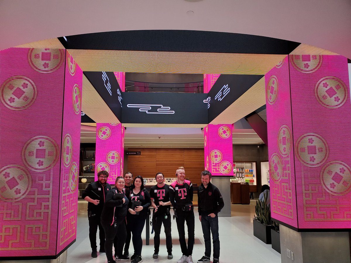 AndyLeonatti's tweet photo. Happy Lunar New Year to everyone out there from @TMOSanFrancisco. May your year be filled with joy, prosperity, good health, and success!! https://t.co/5LC5v9zjEo