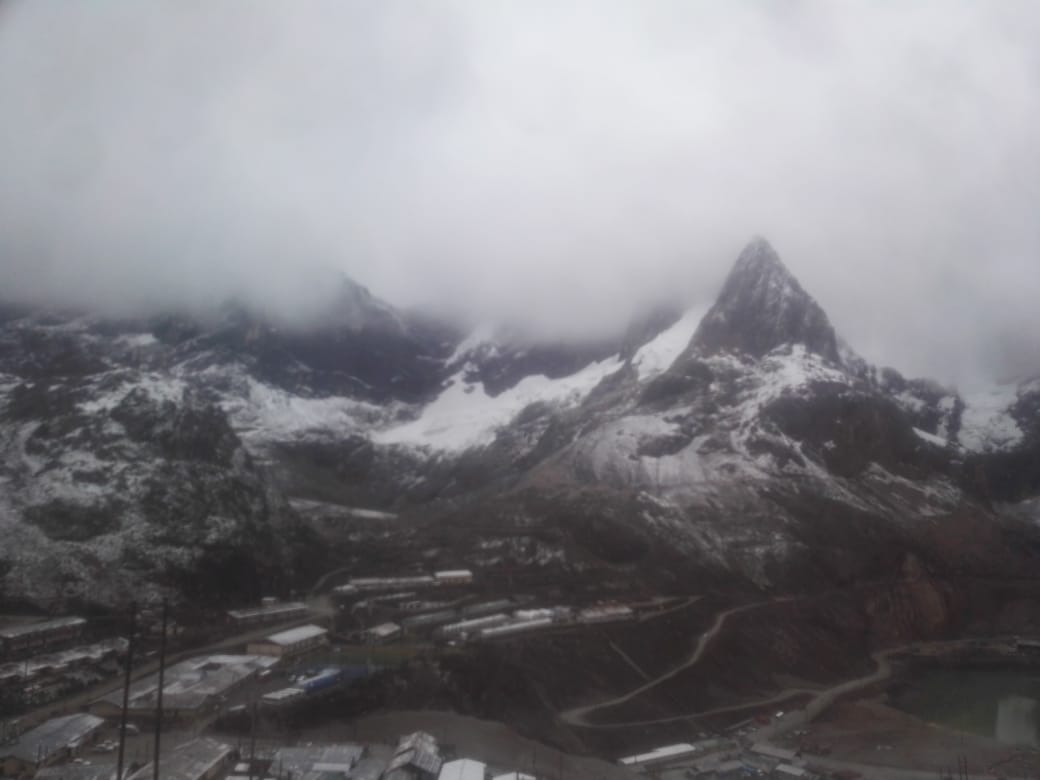 IPCONSAC's tweet photo. "El éxito en la vida no se encuentra en vencer, sino en no darse por vencido nunca"
Trabajando a 4,750 msnm en plena Cordillera de los Andes Peruanos.
#SomosIpconsac #HombresConTempleDeAcero #ProyectoRaura https://t.co/EuML0T6c6M