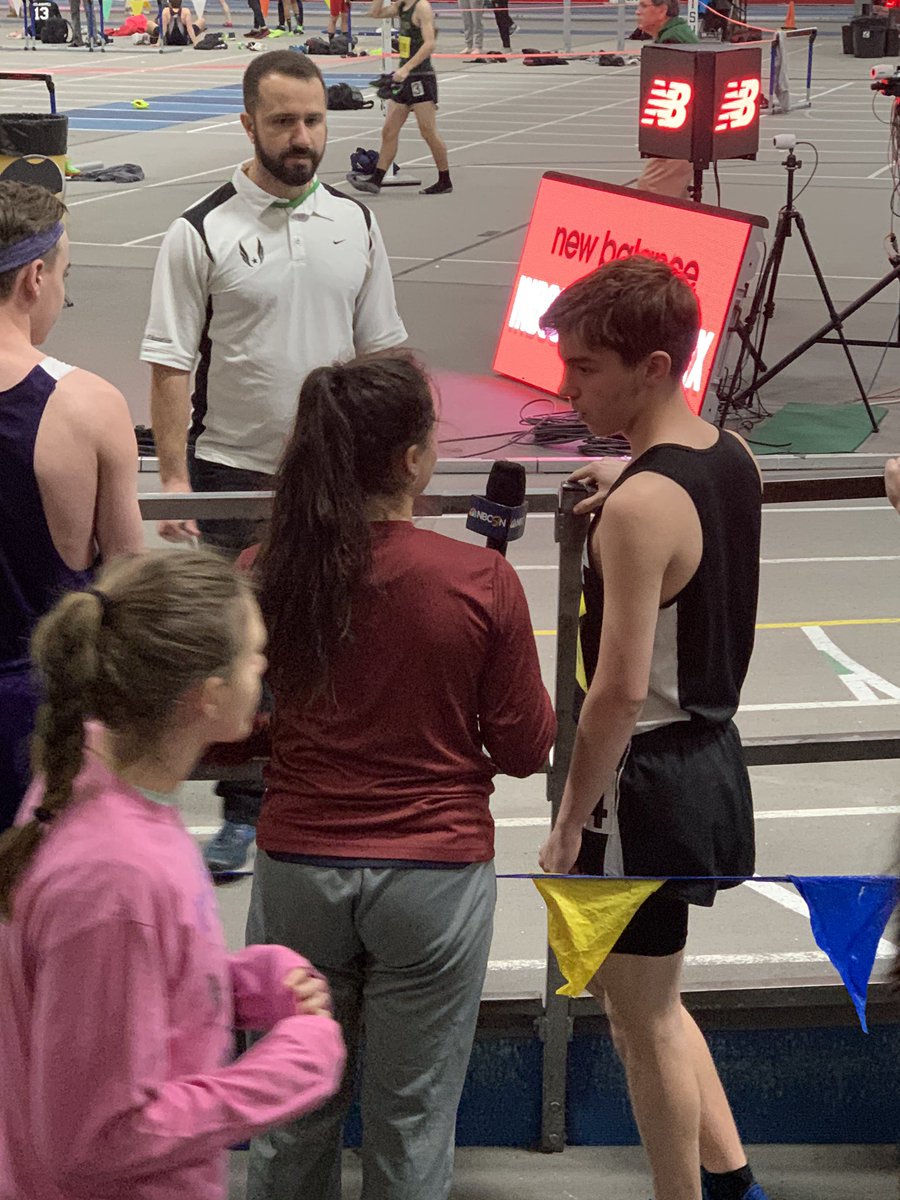 kdogs447's tweet photo. EB/NBC News reporter Caroline M. On the job at Reggie Lewis Small School invitational track meet #vikingstrack @HistorywithMrE https://t.co/BgTXBbo412