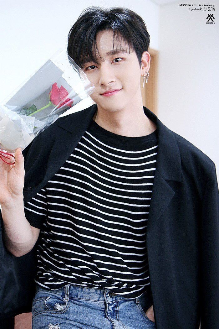 suymbik's tweet photo. Love you so much, and want to say massive thank you for all that you do❤️❤️😉❤️💜❤️❤️💜😍❤️😘❤️
@OfficialMonstaX  #몬스타엑스 #아이엠
HAPPY BIRTHDAY #IM ❤️
#HBDtoIM
#IM_그저_너라서_좋은날 https://t.co/R2uM4XMEZJ
