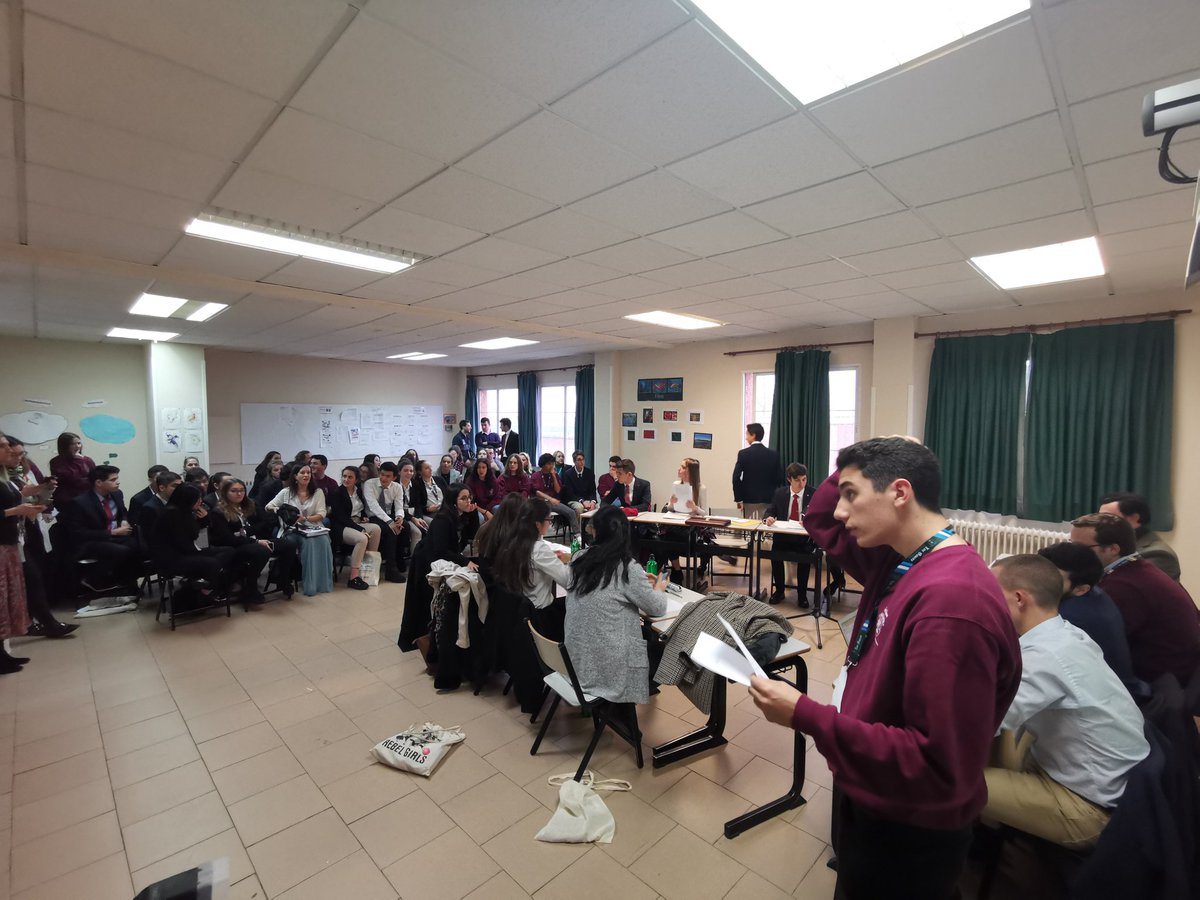 Ligadebatecicae's tweet photo. En esta semifinal debatirán sobre la globalización los equipos María Zambrano Vs Oradators.
@Ligadebatecicae @CICAE_Educacion @ColesLosSauces #LigaCICAEUCJC https://t.co/jHA7n7GXjO