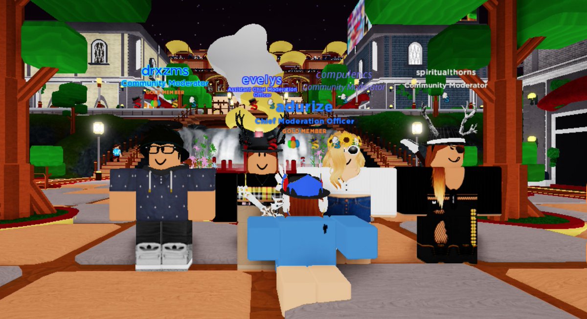 eveIys's tweet photo. Lots of fun with these special people. Also, a big congratulations to our new trial moderators! (a few pictured here) https://t.co/cjS3lCNtOi