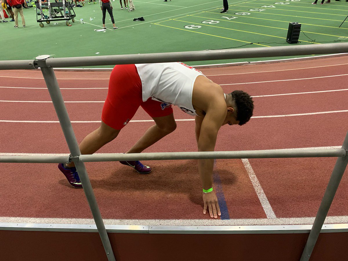 Say hello to your new 200m school record holder! Jeremy Mooney runs 22.21 to qualify for IC4As and beat Tom Johnson’s record from 2017! #GoRedFoxes