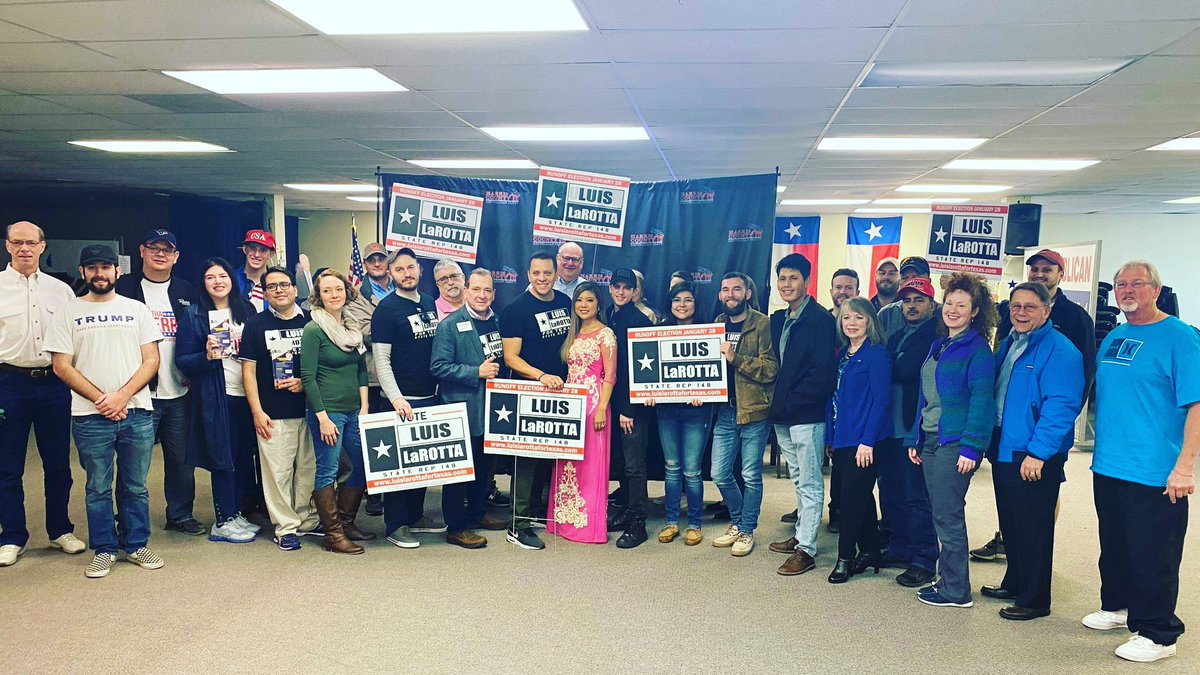 larottafortexas's tweet photo. We're so grateful to all of the great folks who volunteered to blockwalk #HD148 with us this morning!

We still have lots of volunteer opportunities available through election day on 1/28. Message us for details or check out our Facebook page.

#larottafortexas #txlege https://t.co/UplWH03GDL