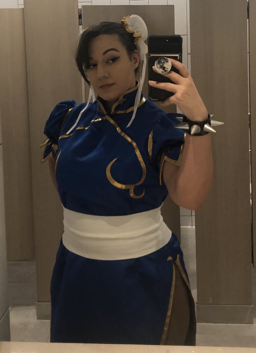 SilvaDorkable's tweet photo. At #wizardworldpdx rn! https://t.co/Gvkq5xphml