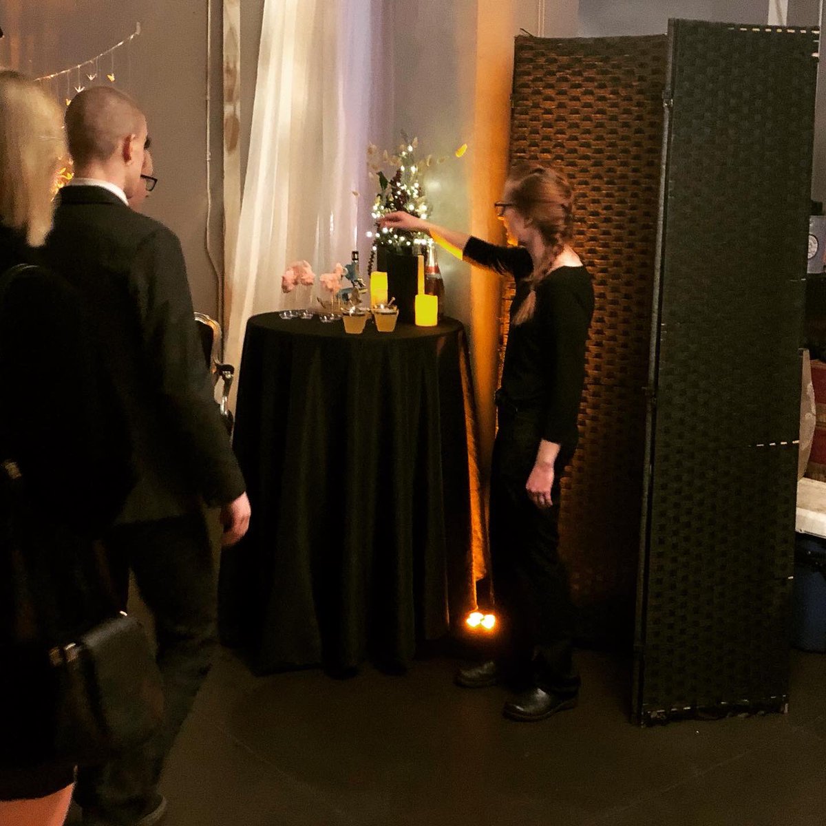InfusionAnd's tweet photo. Bartending at the Clocktower 16th Street Mall for a wedding with the Inventing Room @inventingroom @aburris88
#epicinfusionbarandlounge #epic #bartender #bartenderlife #liquidnitrogendrinks #inventingroom #wedding https://t.co/GaLXroBPXm