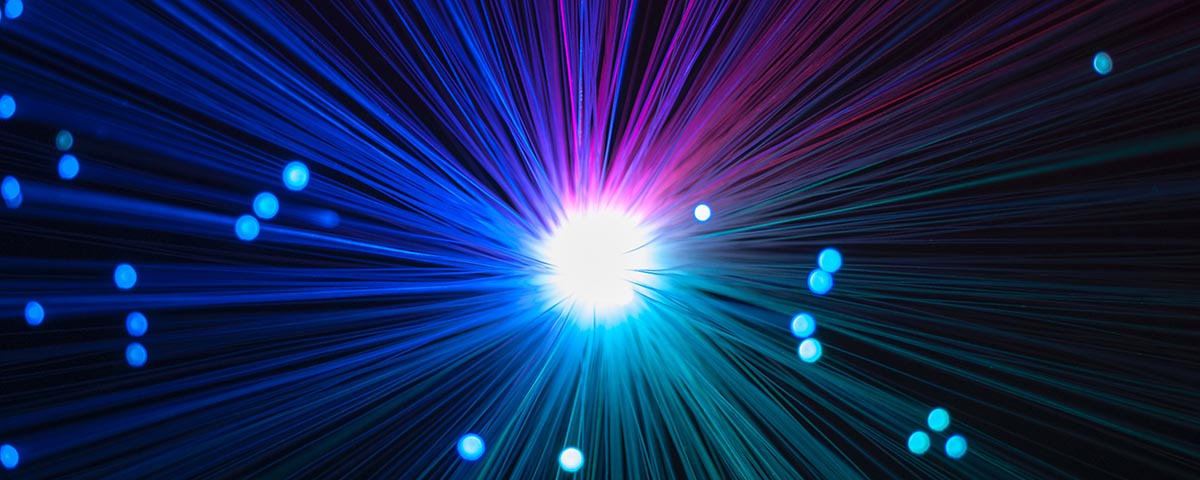 orange_es's tweet photo. ¿Qué significa DWDM? Las cuatro siglas que están cambiando la conexión de fibra en largas distancias https://t.co/h7mNkKm5dm https://t.co/u7TReASlhs