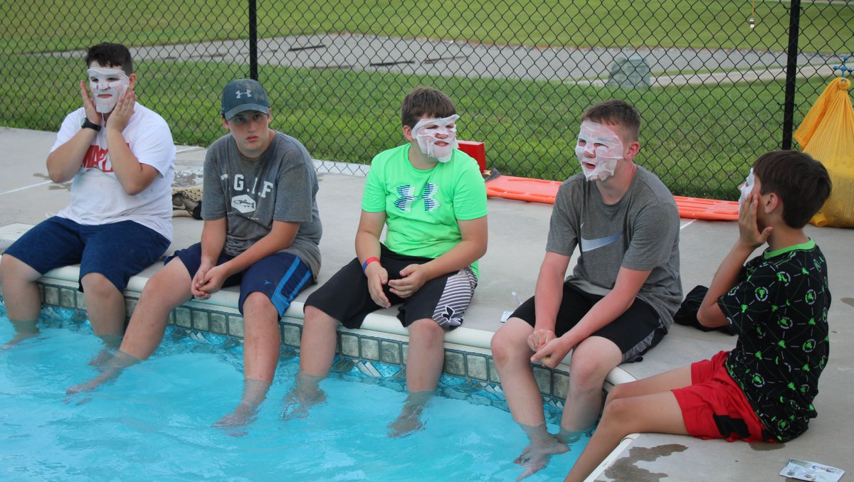 astrocampva's tweet photo. Everyone needs a spa night in their life! #astrocampva #spanight #summercamp #summernights #countdowntocamp https://t.co/5WVipxNyJh