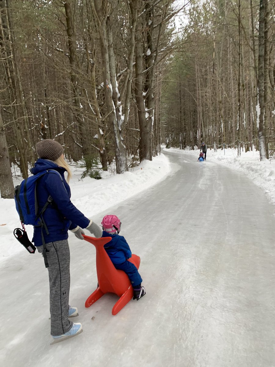 Mish1100's tweet photo. Such a beautiful skating trail located just outside of Pembroke https://t.co/UfYSRNzj8b