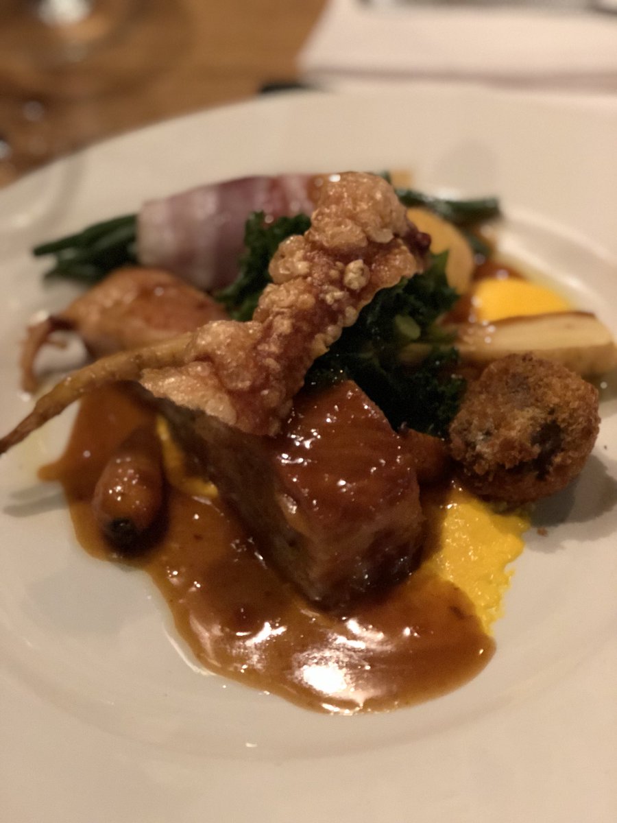 WyburnWayne's tweet photo. Gorgeous evening of beautiful @Porc_Blasus food at @pitchcardiff !! #PorcFromWalesWeek Thank you for your hospitality!! Check them out!! @VisitCardiff @CardiffLifeMag @RadioCardiff ๐ ๐ https://t.co/0EUSkH22Fw