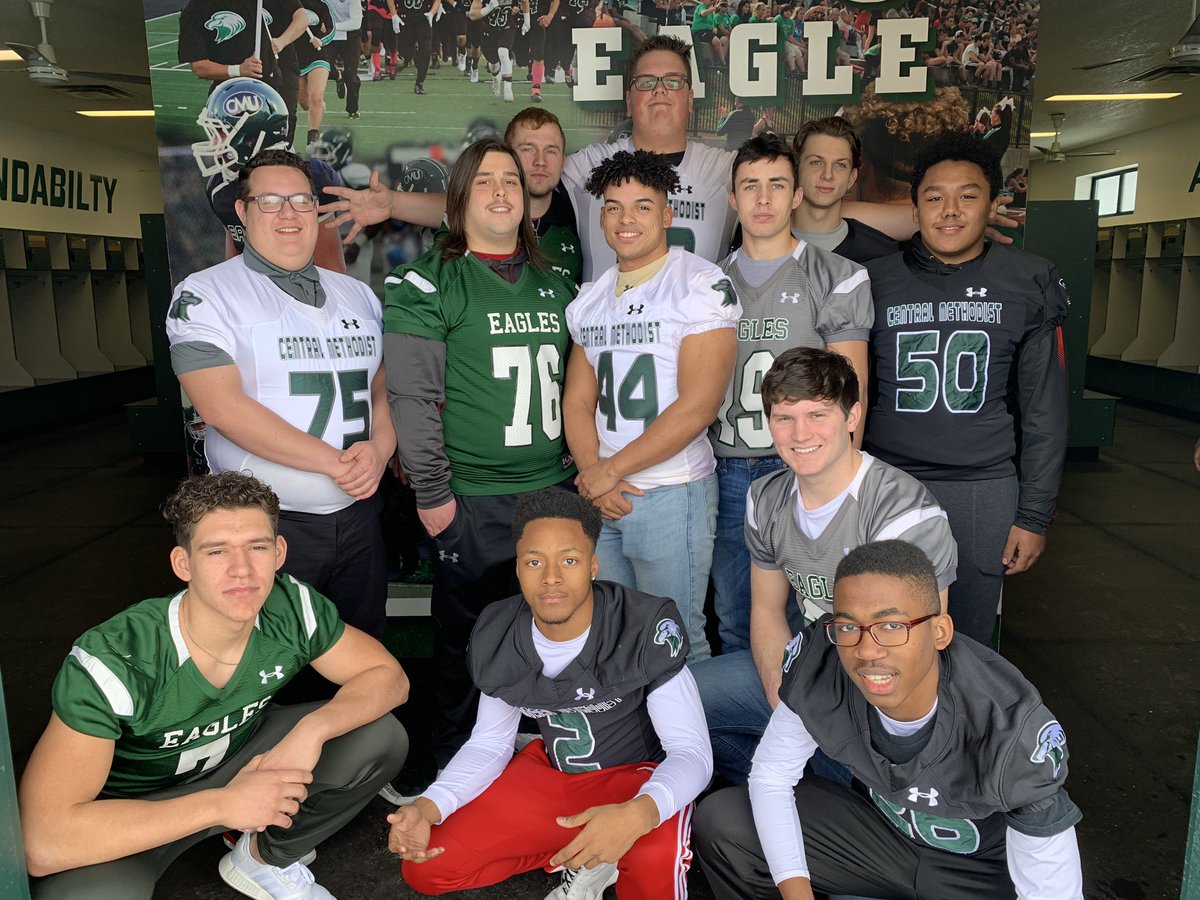 cmueaglesFB's tweet photo. 🚨Round 3 came through today on a mission‼️🚨 History in the making‼️ COME TAKE FLIGHT🦅. #FLIGHTSCHOOL #FLIGHTSEA20N https://t.co/pD8dHHiGNZ