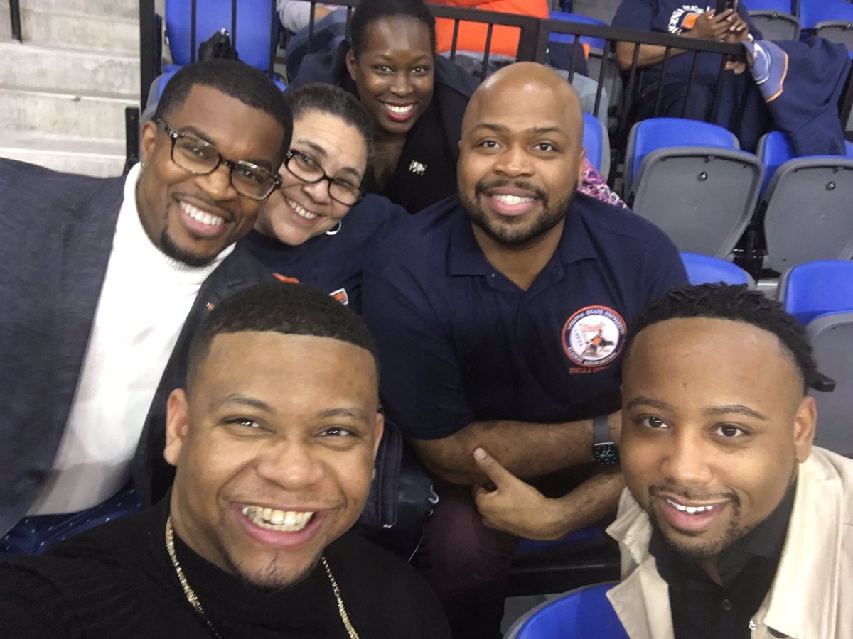 Here to celebrate Jaxon Everette in his Trojan 10 under 10 Award with members of BBS! Loves me some them!! #Winter Fest 2020!!@Jamelevate <a href="/Betterment/">Betterment</a>