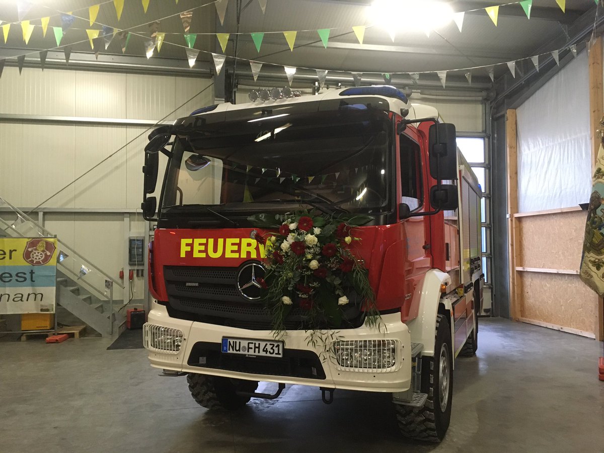 SPDSenden's tweet photo. Heute Segnung des neuen LF 10 für die #Feuerwehr Hittistetten https://t.co/5JhfN3JSAN