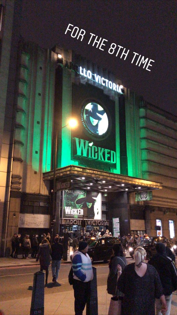 imnrobinson's tweet photo. Having an amazing time in London to celebrate the other half’s birthday! What better way than seeing this for the 8th time! #wicked #apollovictoria @WickedUK https://t.co/XBOu6qyKA1