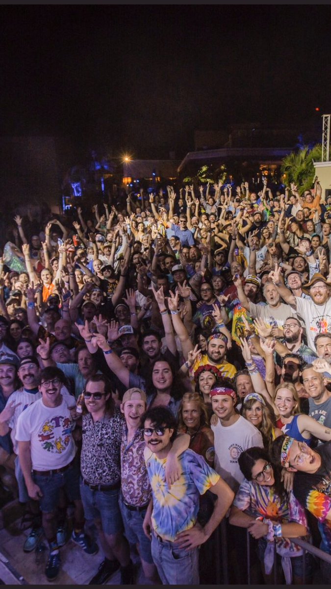 StusNewFlute's tweet photo. Top Right Red Shirt! @weekapAudra, myself and a great CID staff crew took over the dance party for PITS late night show 2 #flapup https://t.co/GsYZ0hQDSA