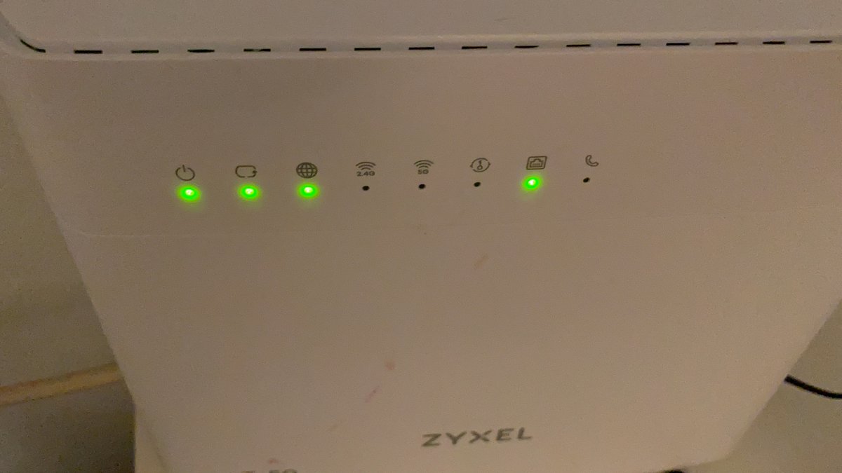 ekmef369's tweet photo. Wederom doet #tmobile #thuis het niet #slechteservice telf verbinding werd precies 17.30 verbroken! Middenin gesprek https://t.co/6tYTkiwQd8