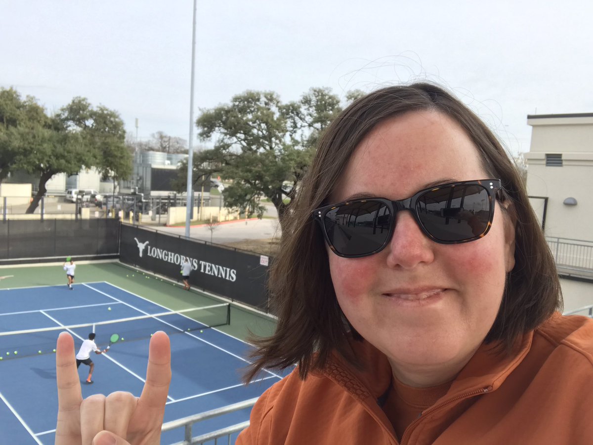 katielonghorn's tweet photo. Ready for the @TexasMTN home opener! 🤘 #HookEm #NationalChamps #ServingExcellence #HornsSupportingHorns https://t.co/p1P2ZwhICZ
