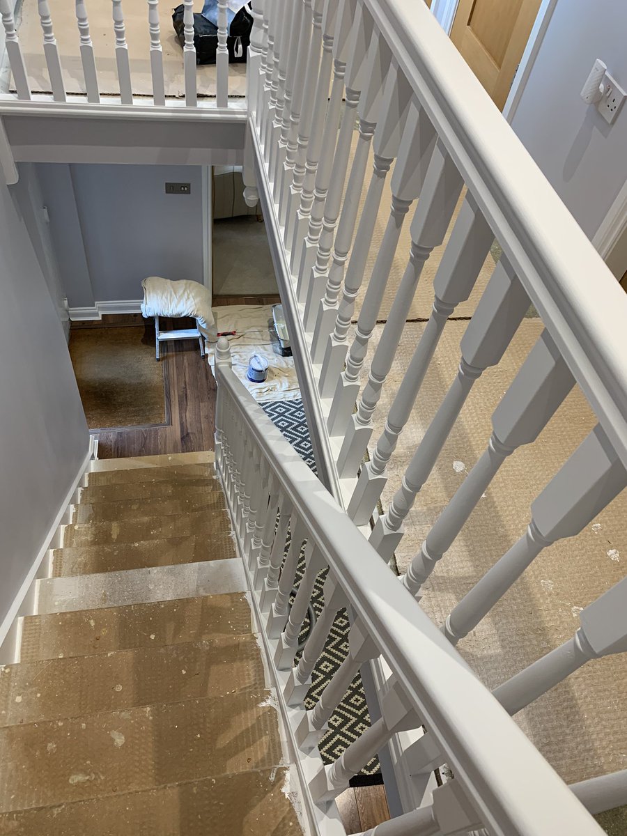 Love the look of this Modern #Home with Tastefully finished #Decor . HVLP #Sprayed Satin Staircase and Clean Extreme mat #walls .