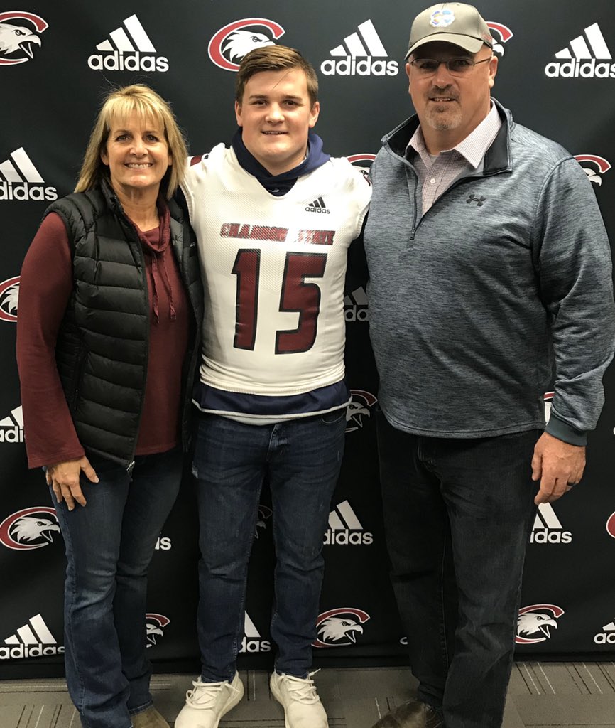 Adamlynch_15's tweet photo. Honored and blessed to have received   an offer to play football at Chadron State. Thank you to @CoachJayLong  @CoachJersey and @CoachSasse for the hospitality and a great weekend!! #EAGLEVISION20 #ProtectTheRock https://t.co/GmFGeFlI49