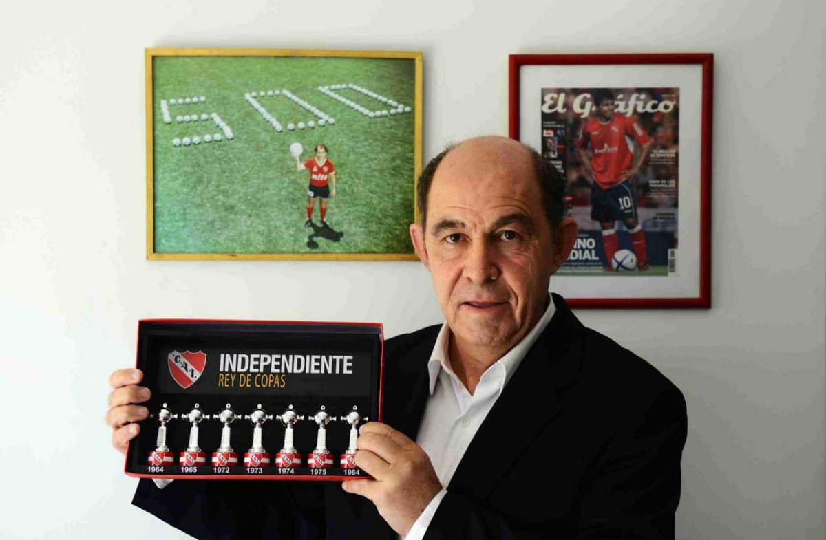 Hoy que es un día muy especial para mí, quisiera agradecer cada mensaje y llamado con deseos de felicidad y cariño por mi cumpleaños. Y ahora también, cada tuit. 

¡Muchas gracias a todos!