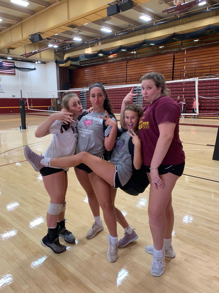 KatieStonich's tweet photo. I’m excited to announce that I will be attending Concordia University Chicago to further my academic and athletic career. I would like to thank my family, friends, teammates, and coaches for all the support and the opportunity to play at the college level. Onto the next chapter! https://t.co/iG0hfJLKAk